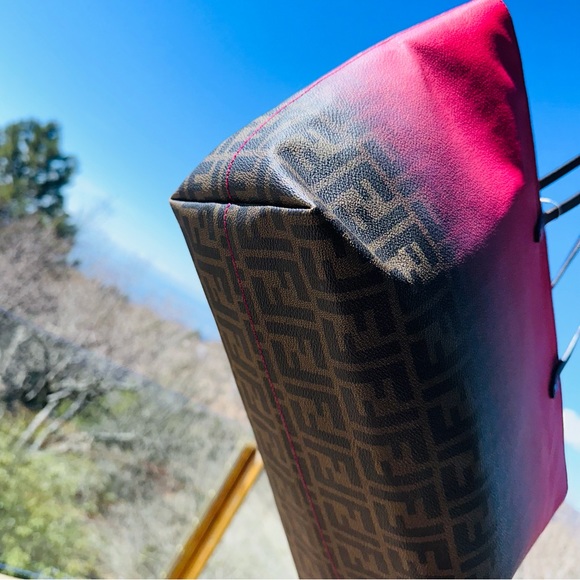 Fendi: Ombré Zucca FF Monogram Tote Bag (Pink) - Picture 7 of 17